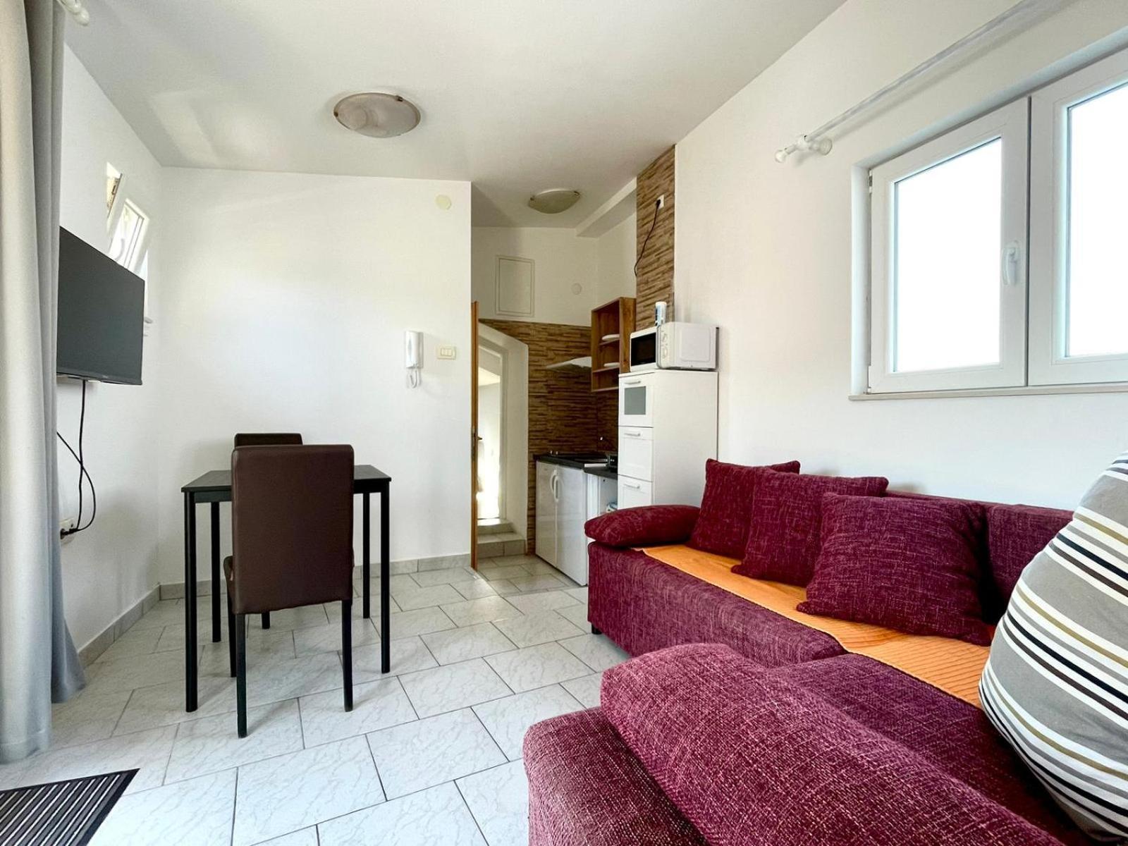 Apartmani Mauro Sa Terasom Crikvenica Eksteriør billede